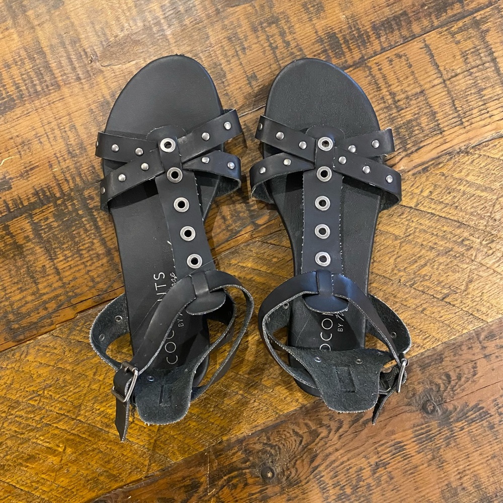 Size 8.5 Coconuts by Matisse Gladiator sandals